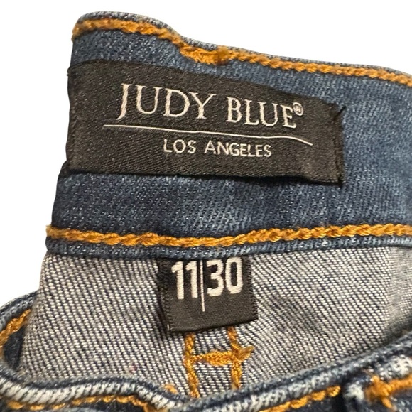 JUDY BLUE Step Hem Skinny Fit Blue Jeans Size 11/30 — Perfect for Summer!!! - Picture 7 of 9